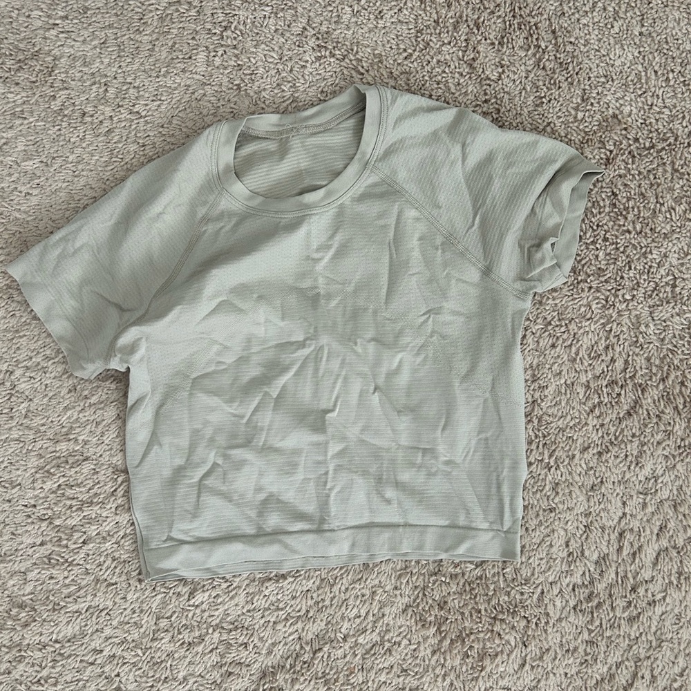 Lululemon swiftly crop top
